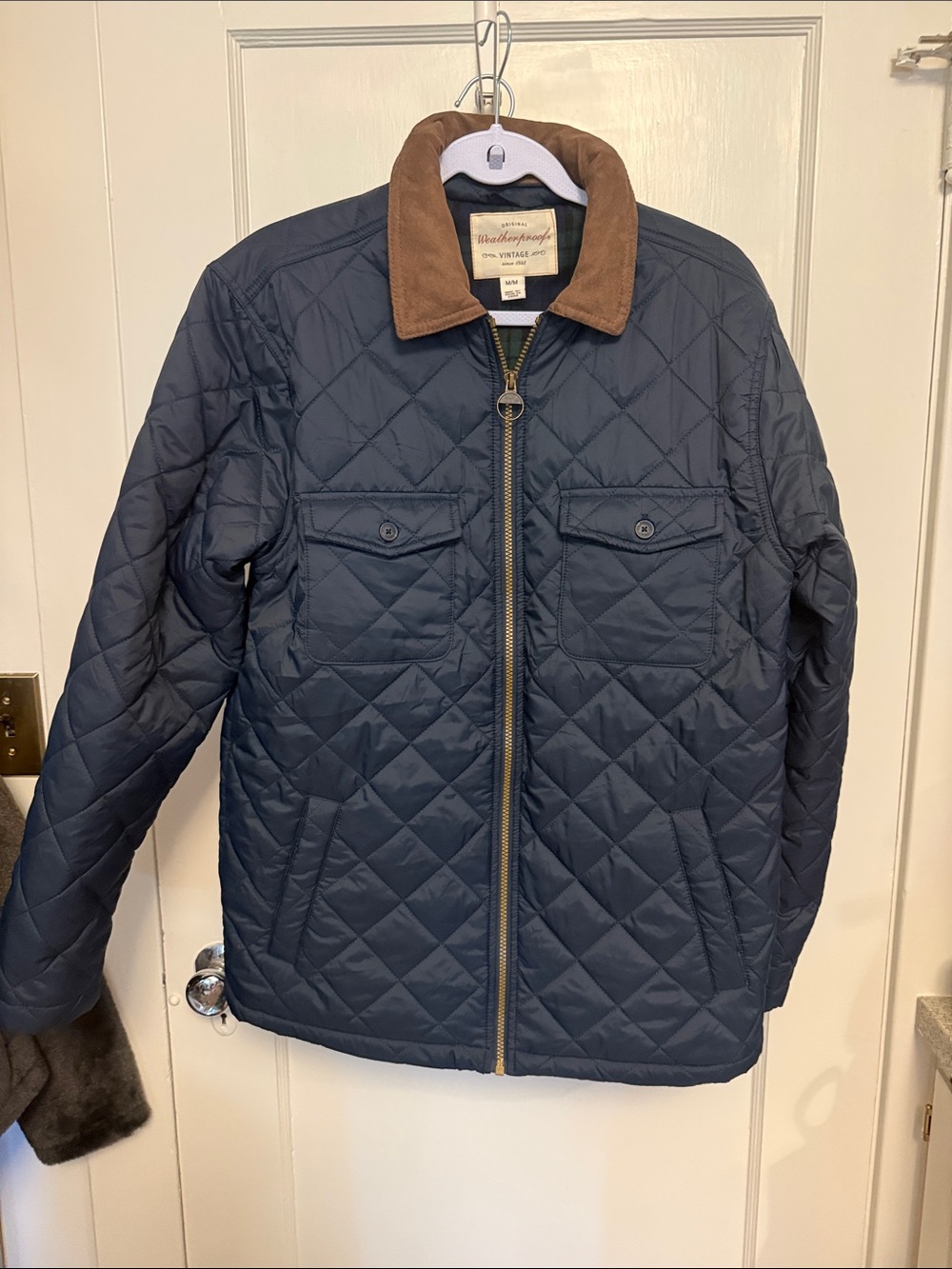Weatherproof Navy Quilted Jacket with Brown Corduroy Collar